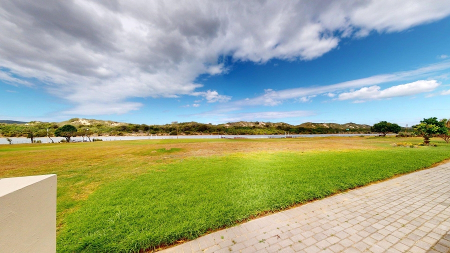 8 Bedroom Property for Sale in Colchester Eastern Cape